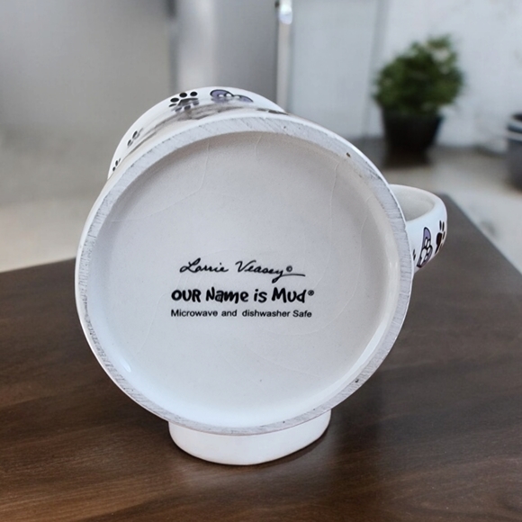 Our Name is Mud by Laurie Veasey 'Cat Person' Mug - Picture 6 of 7